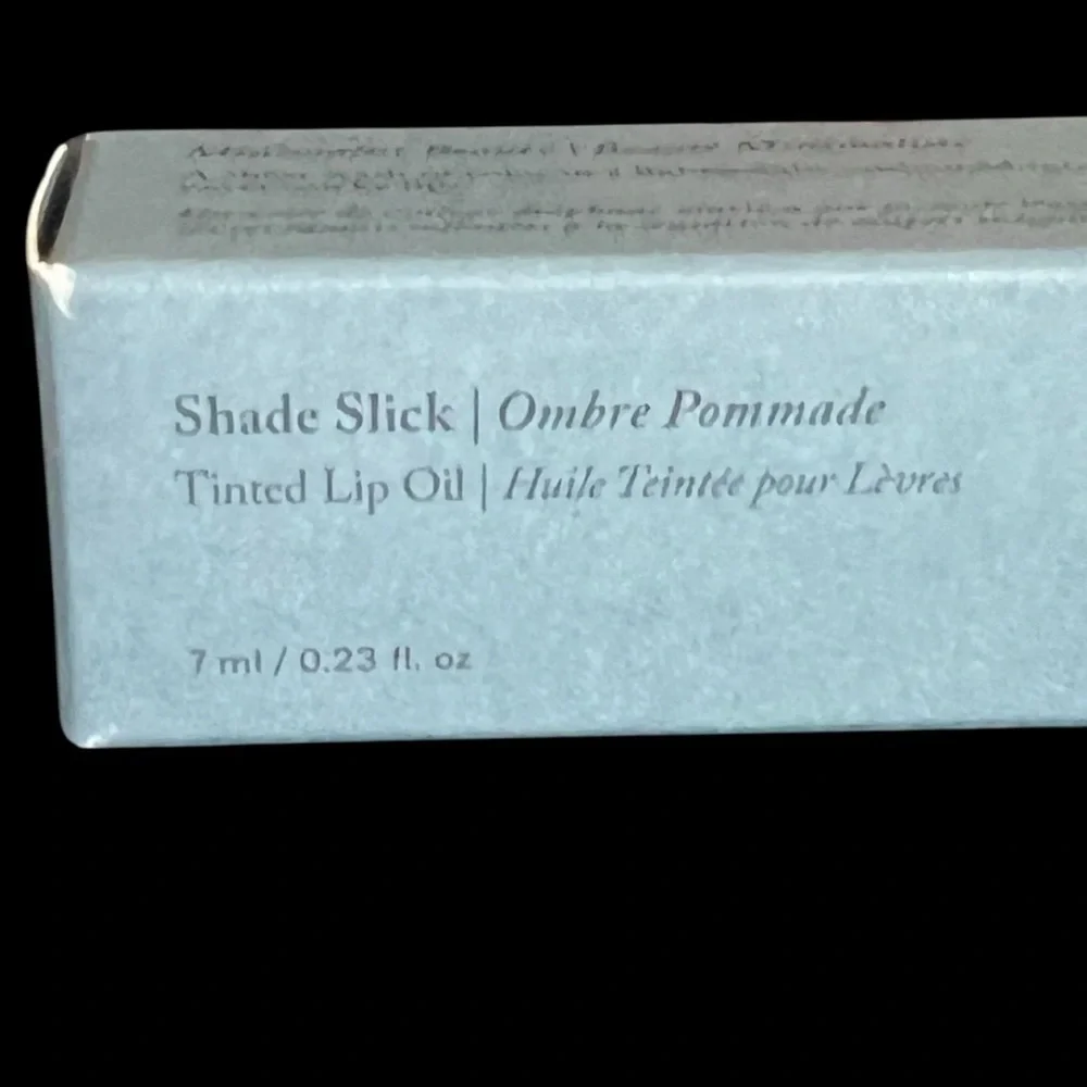 MERIT Shade Slick Tinted Lip Oil Ombre Pomade Hydrating Formula in AU NATURAL